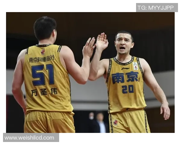 南京篮球队实力深度解析:各队员表现与战术优势全面对比分析 南京篮球队实力深度解析:各队员表现与战术优势全面对比分析